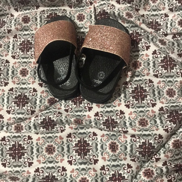 Sandels - Picture 4 of 4